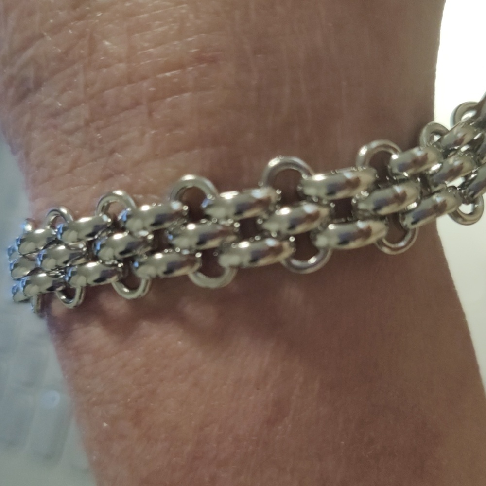 Chunky Sterling Silver Chain Link Bracelet - Picture 6 of 6